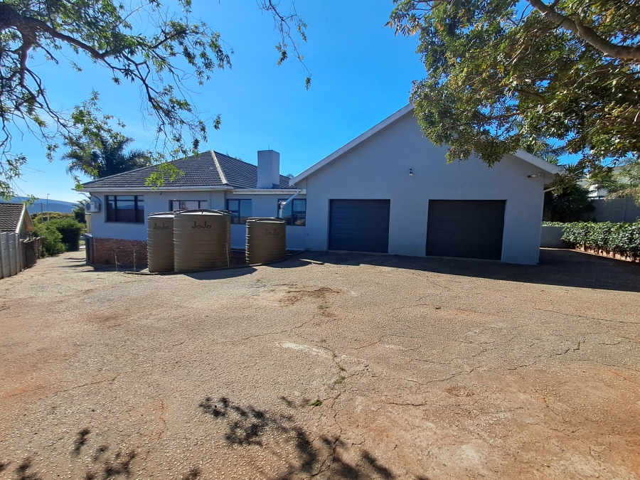 4 Bedroom Property for Sale in Winterhoek Park Eastern Cape